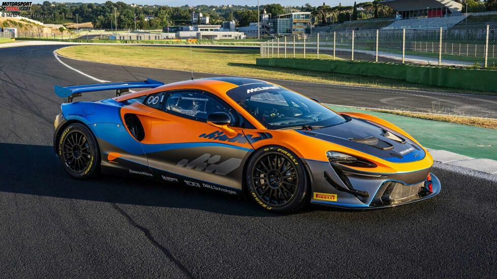 2023 McLaren Artura GT4