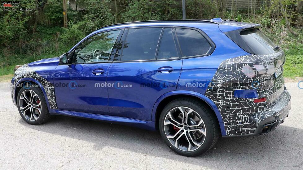 BMW X5 M60i LCI als Erlkönig erwischt