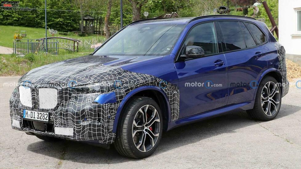 BMW X5 M60i LCI als Erlkönig erwischt