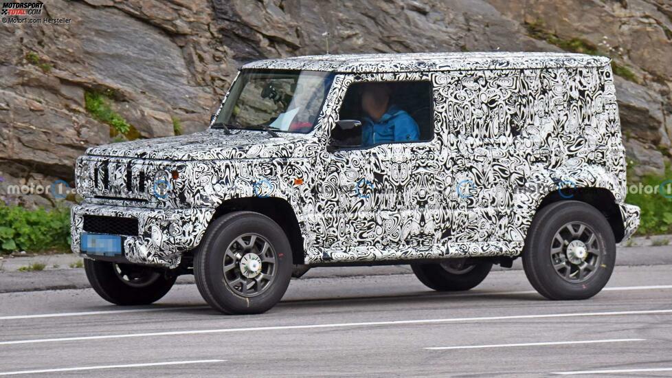 Suzuki Jimny Fünftürer (2023) als Erlkönig