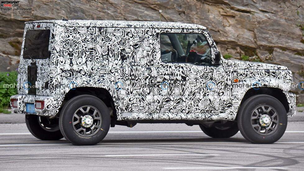 Suzuki Jimny Fünftürer (2023) als Erlkönig
