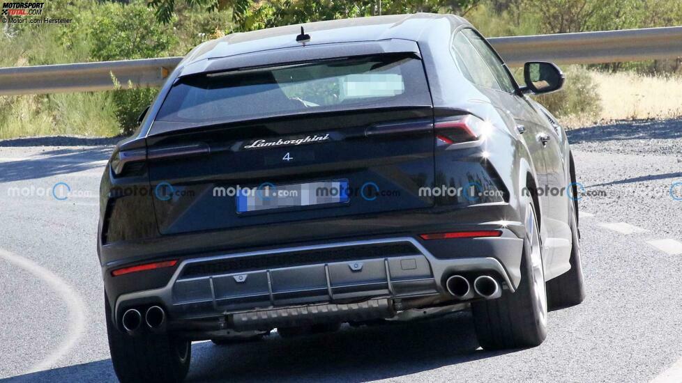 Lamborghini Urus PHEV (2022) als Erlkönig