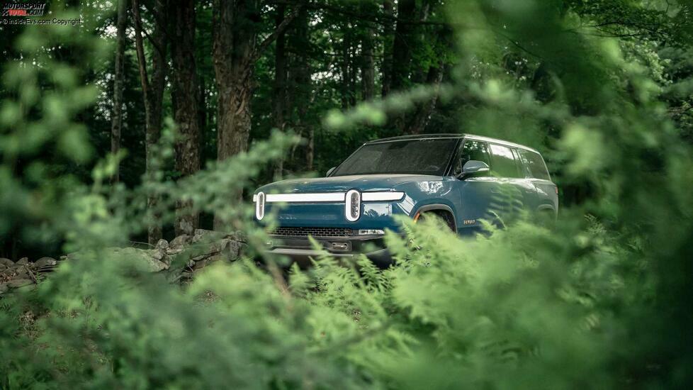 Rivian R1S