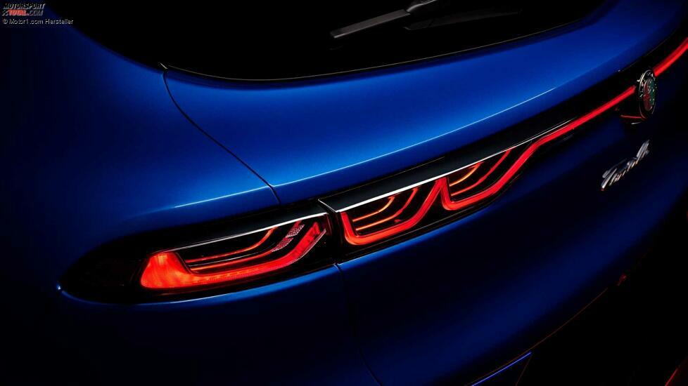 2023 Alfa Romeo Tonale Veloce Taillights