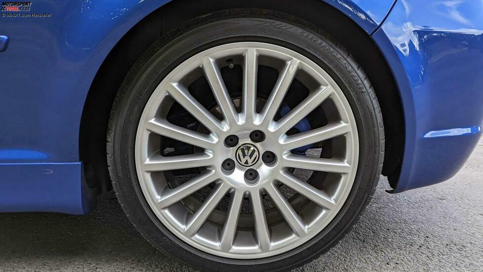 VW Golf R32 V6