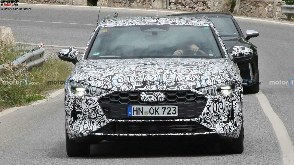Audi A4 / RS4 Avant (2023) als Erlkönig