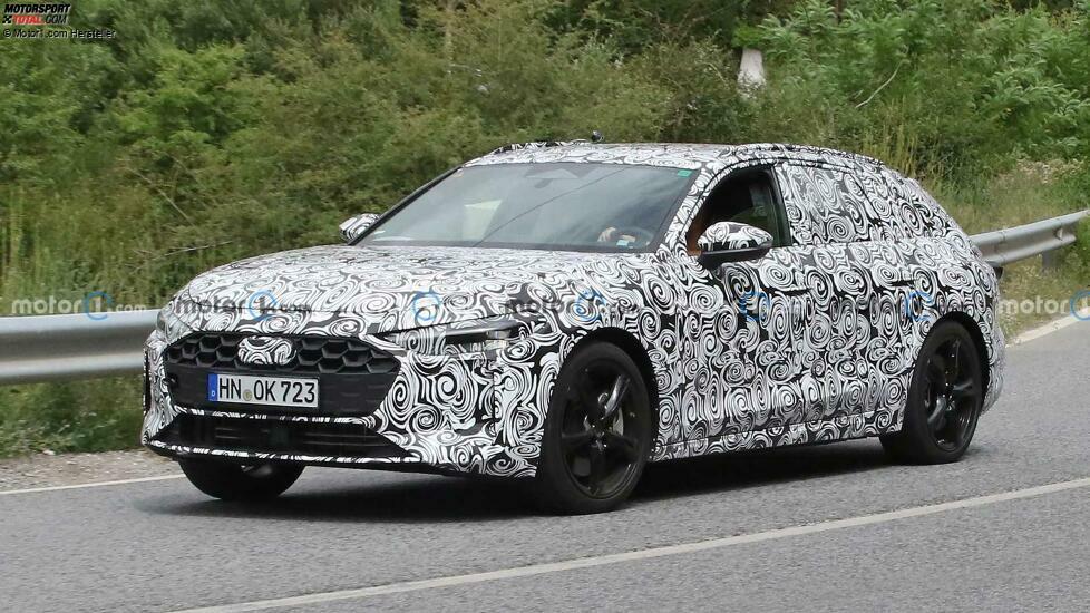 Audi A4 / RS4 Avant (2023) als Erlkönig
