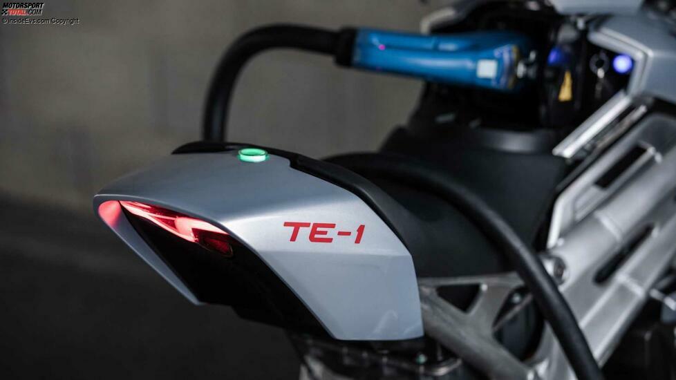 Triumph TE-1 - Aufladen