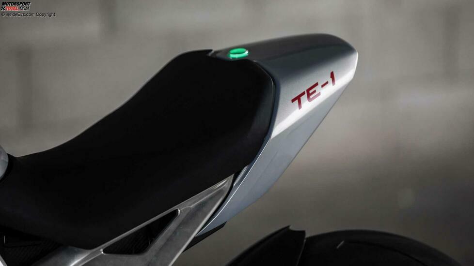 Triumph TE-1 - Tests auf der Rennstrecke