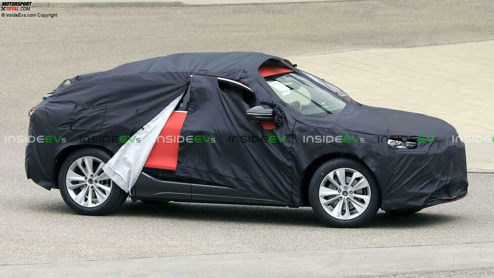 Audi Q6 e-tron Sportback (2023) auf ersten Erlkönigfotos