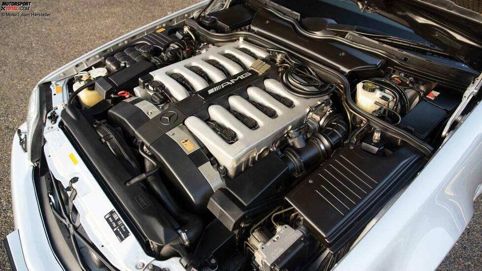 Mercedes-V12-Motor M120