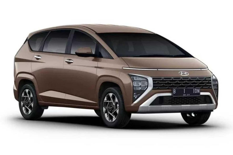 Hyundai zeigt in Indonesien den Stargazer mit einem Design, das an den größeren Staria angelehnt ist - Er wird mit sechs oder sieben Sitzen angeboten