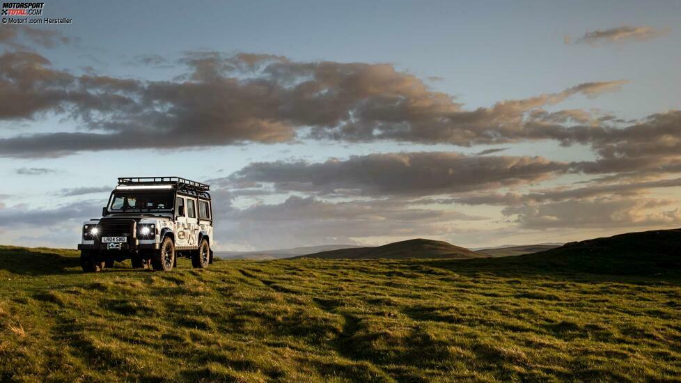 Land Rover Classic Defender Works V8 Trophy II