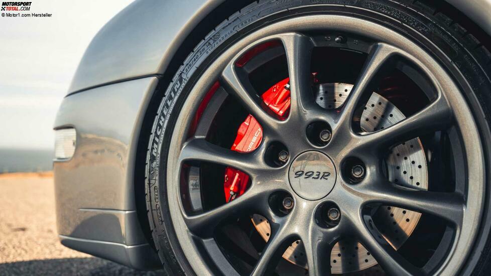 Paul Stephens Autoart Porsche 911 993R