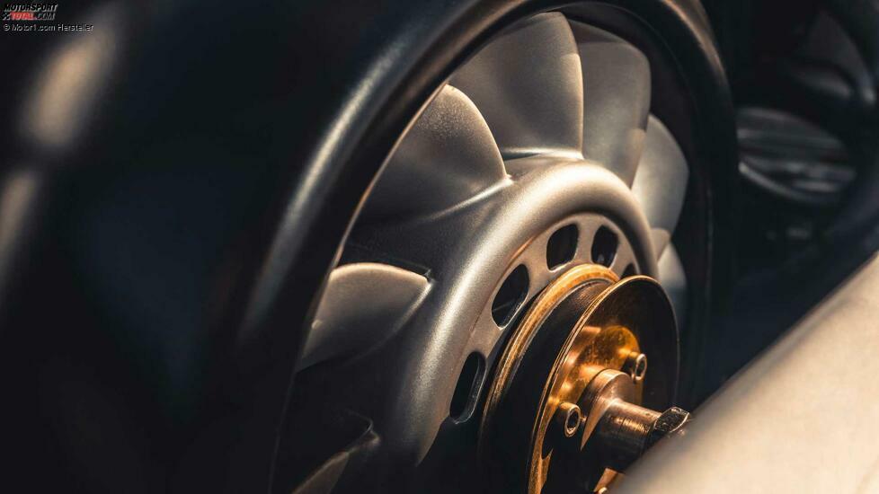 Paul Stephens Autoart Porsche 911 993R