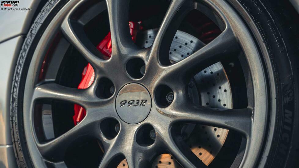 Paul Stephens Autoart Porsche 911 993R