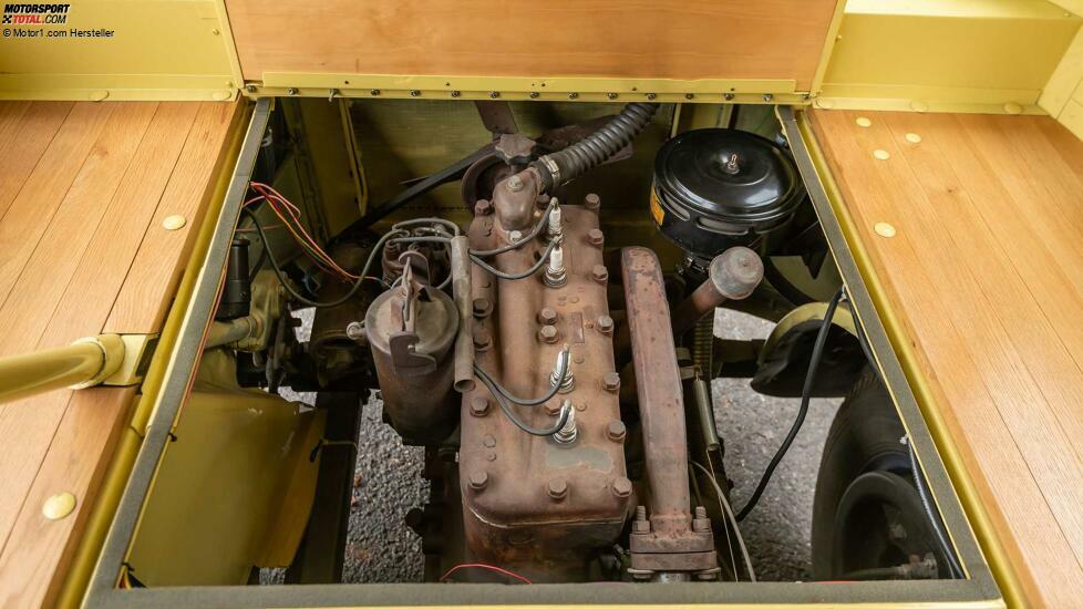 1936 Twin Coach Helms Bakery Delivery Truck