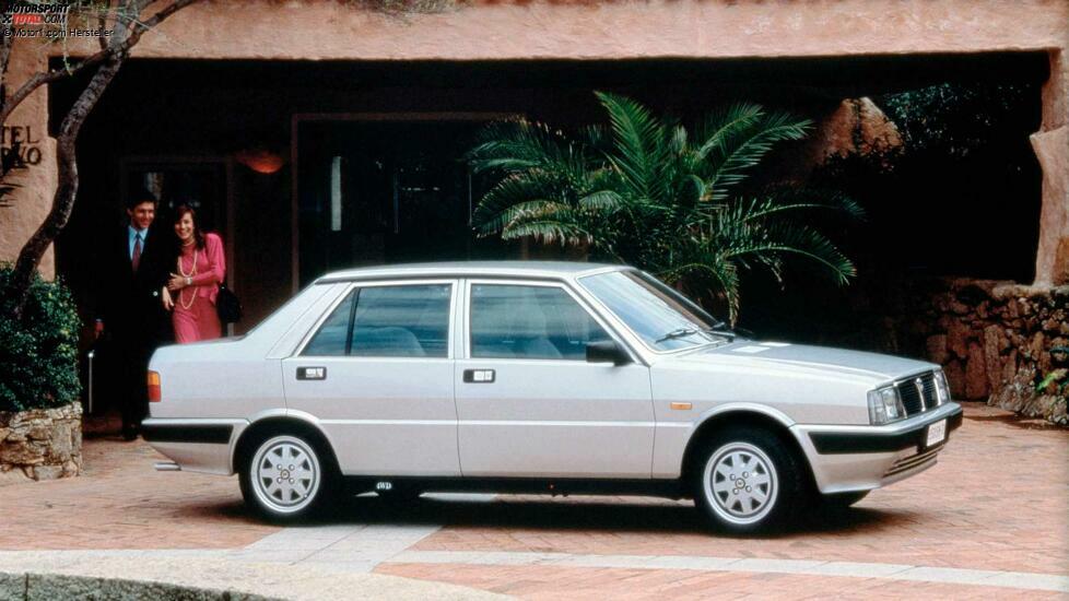 Lancia Prisma 4wd 1986 - Profil