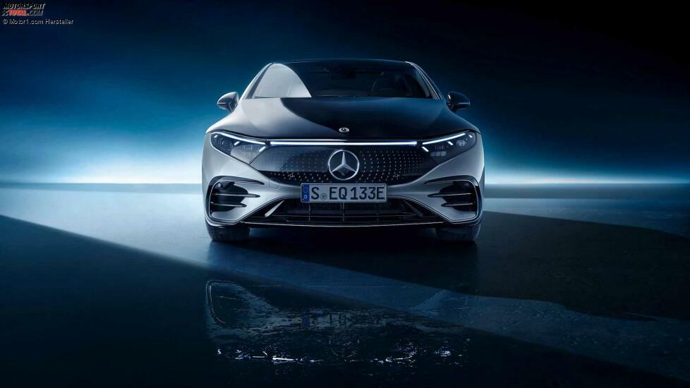 Mercedes-EQ, EQS 580 4MATIC, Exterior, colour: high-tech silver/obsidian black, AMG-Line, Edition 1
