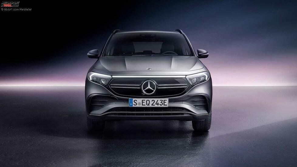 Mercedes-EQ, EQA, AMG Line, mountain grey magno, studio shot; EQA 250