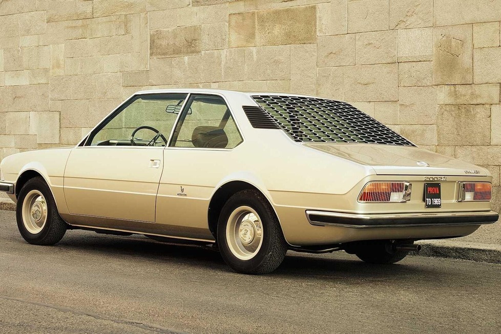 So hätte der erste BMW 5er als Coupé aussehen können ...