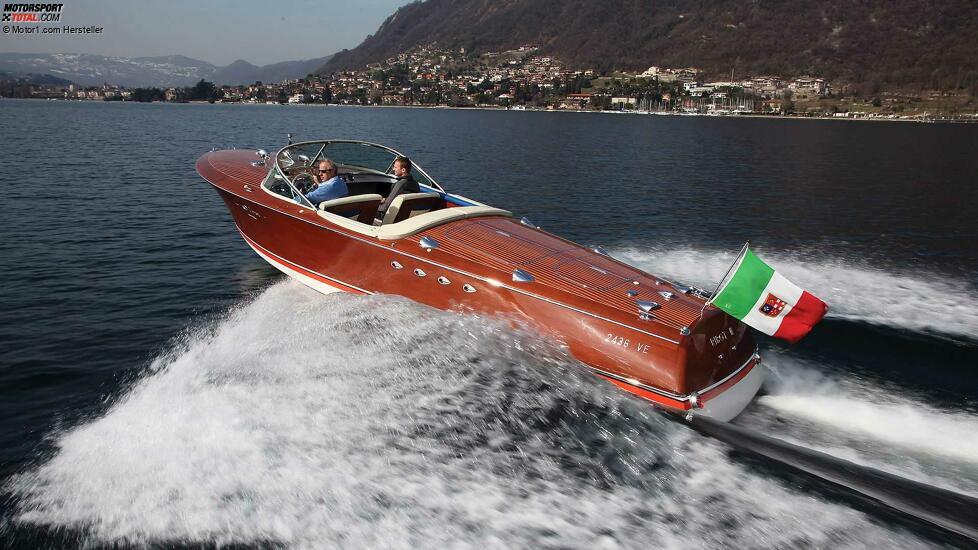 Riva Tritone Speciale Cadillac 