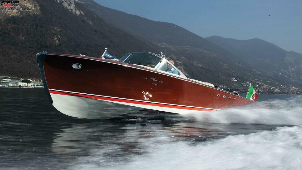 Riva Tritone Speciale Cadillac 