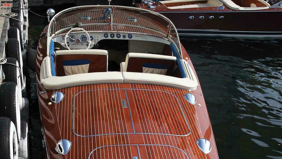 Riva Tritone Speciale Cadillac 