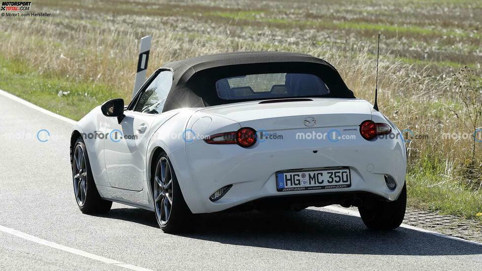 Mazda MX-5 (2024) als Test-Mule erwischt