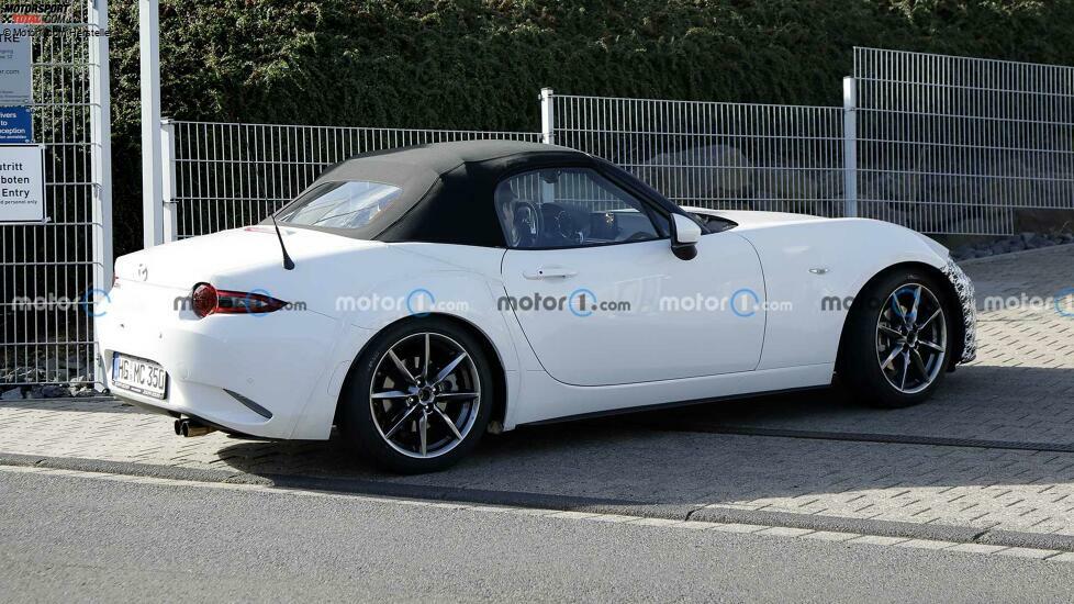 Mazda MX-5 (2024) als Test-Mule erwischt