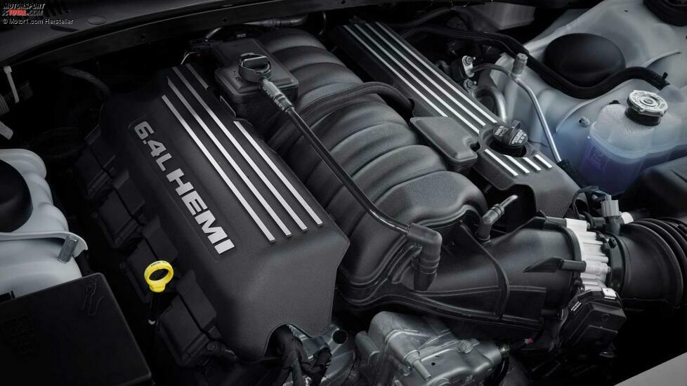 2023 Chrysler 300C Motor