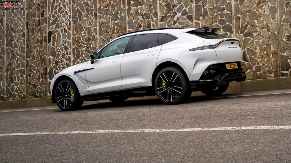 2023 Aston Martin DBX707