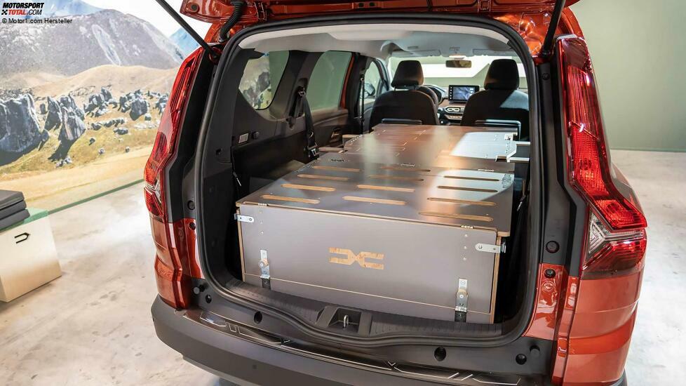 Dacia Jogger mit offiziellem Camping-Kit (2023)