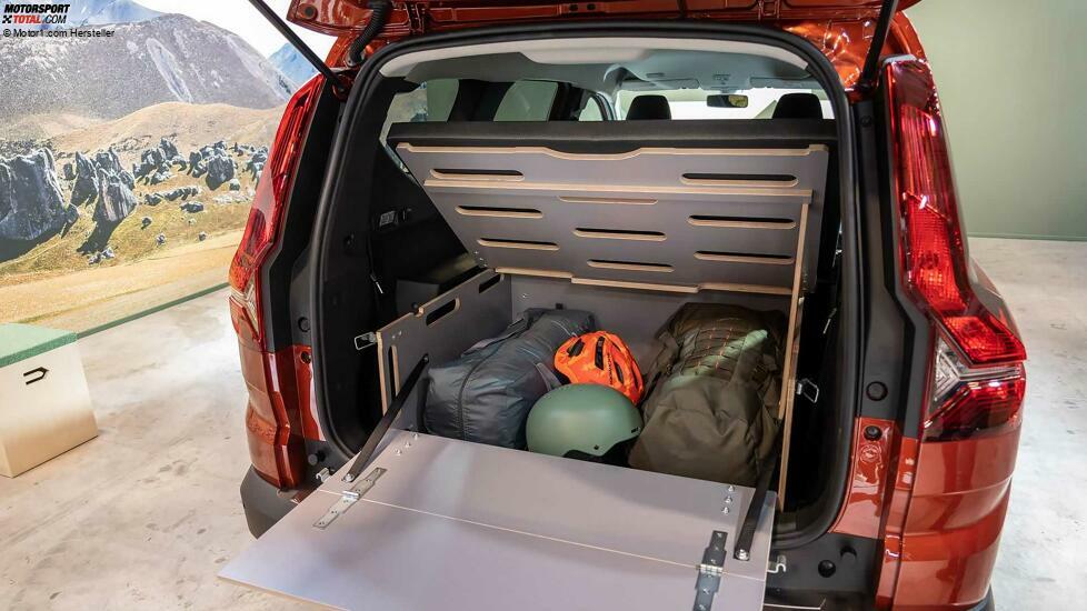 Dacia Jogger mit offiziellem Camping-Kit (2023)