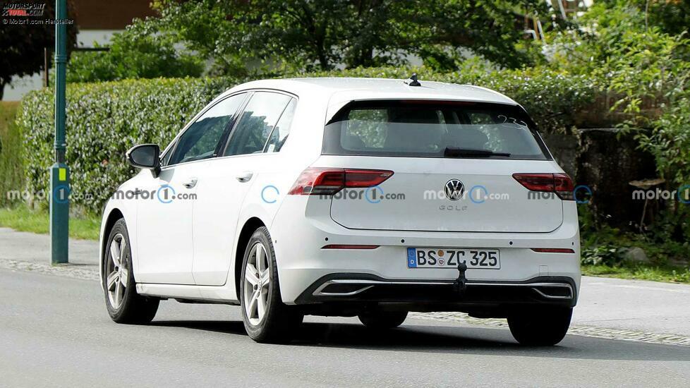 Volkswagen Golf Facelift (2023) Mule mit Innenraum