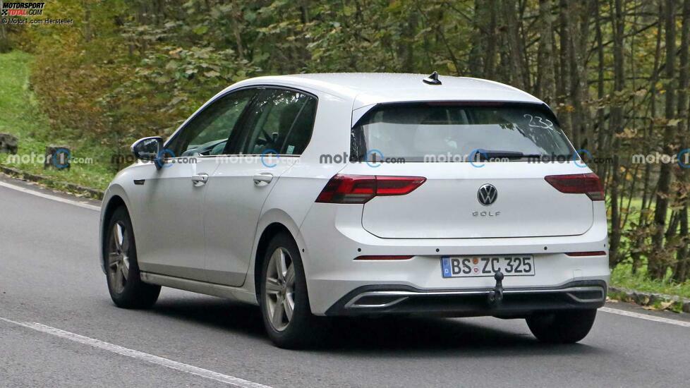 Volkswagen Golf Facelift (2023) Mule mit Innenraum