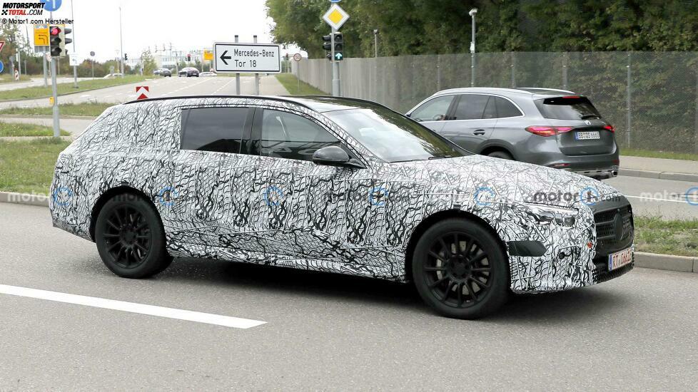 Mercedes E-Klasse T-Modell (Baureihe 214) als Erlkönig
