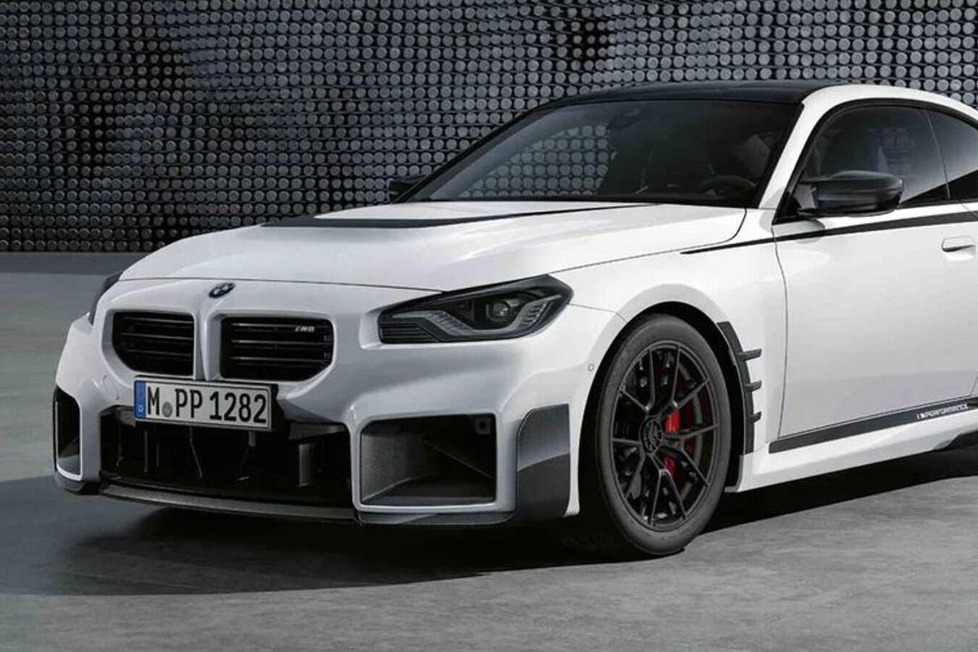 BMW bringt für den neuen M2 eine Reihe von M Performance Parts auf den Markt, darunter einen Heckflügel und mittig montierte Vierfach-Auspuffendrohre