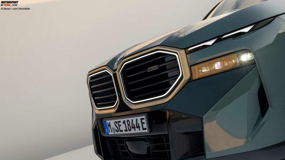 BMW XM (2023)