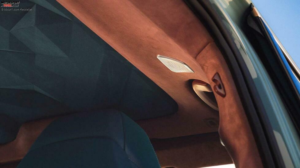 BMW XM (2023)
