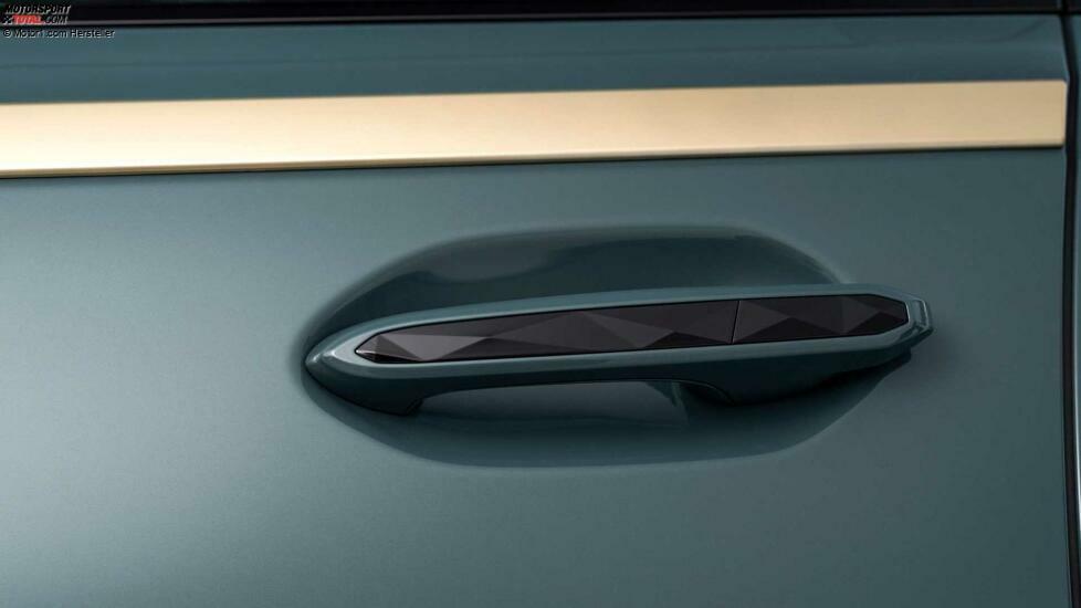 BMW XM (2023)