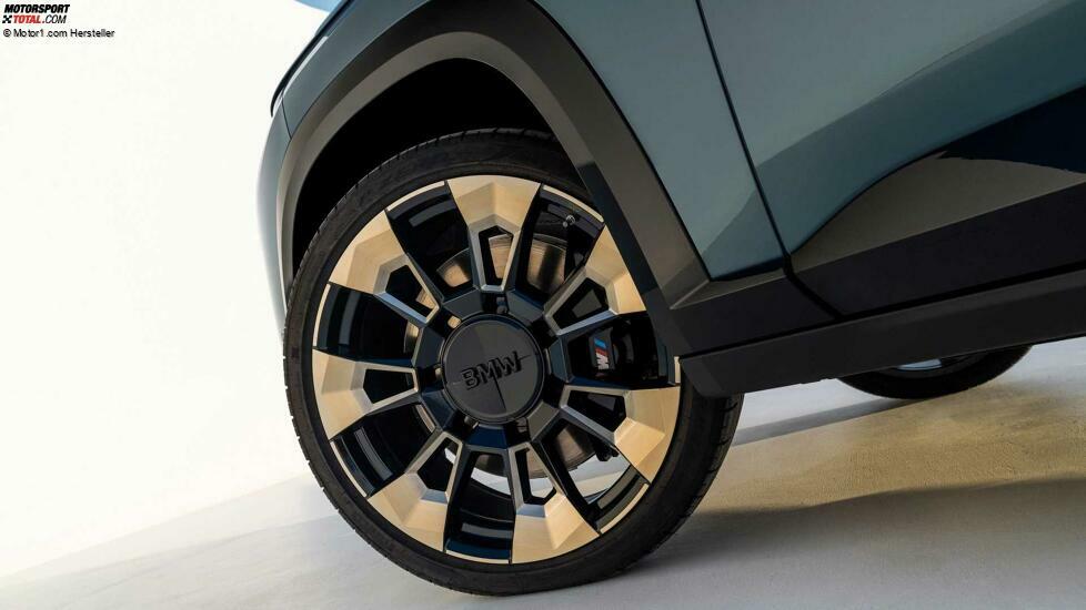 BMW XM (2023)