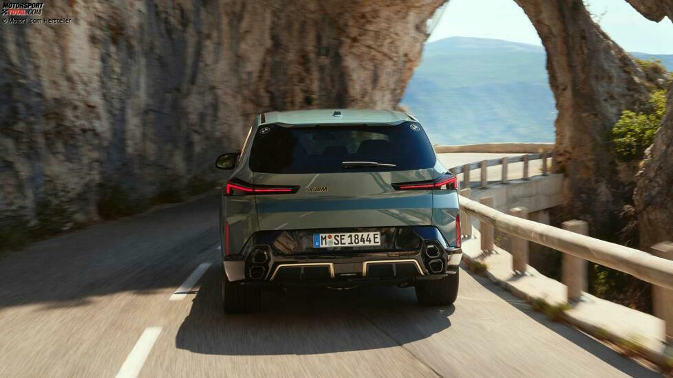 BMW XM (2023)