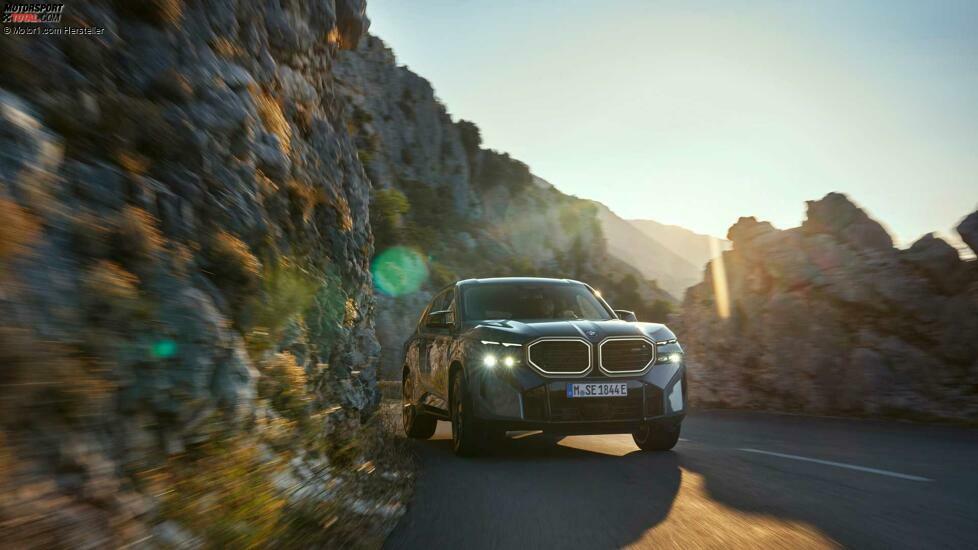BMW XM (2023)