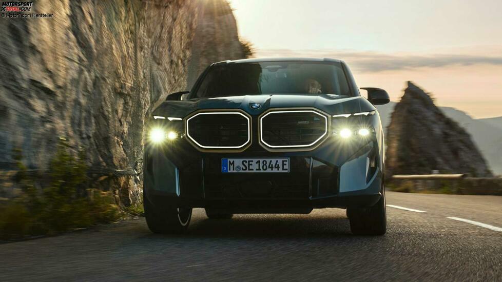 BMW XM (2023)