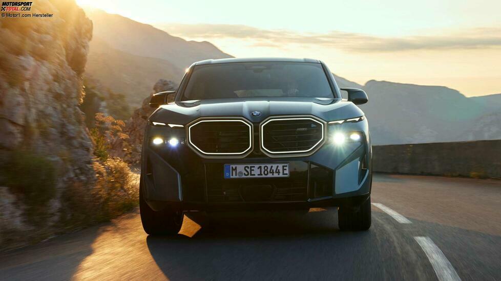 BMW XM (2023)
