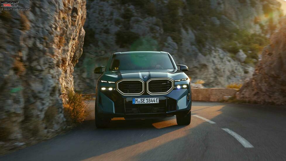 BMW XM (2023)