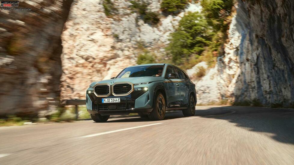 BMW XM (2023)