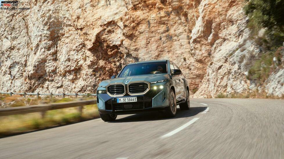 BMW XM (2023)