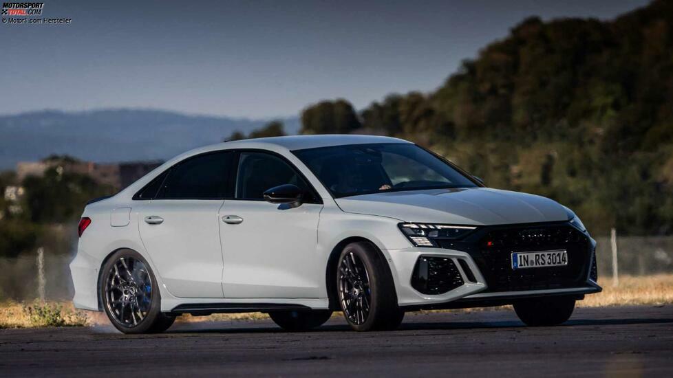 Audi RS 3 Limousine Performance Edition (2022)
